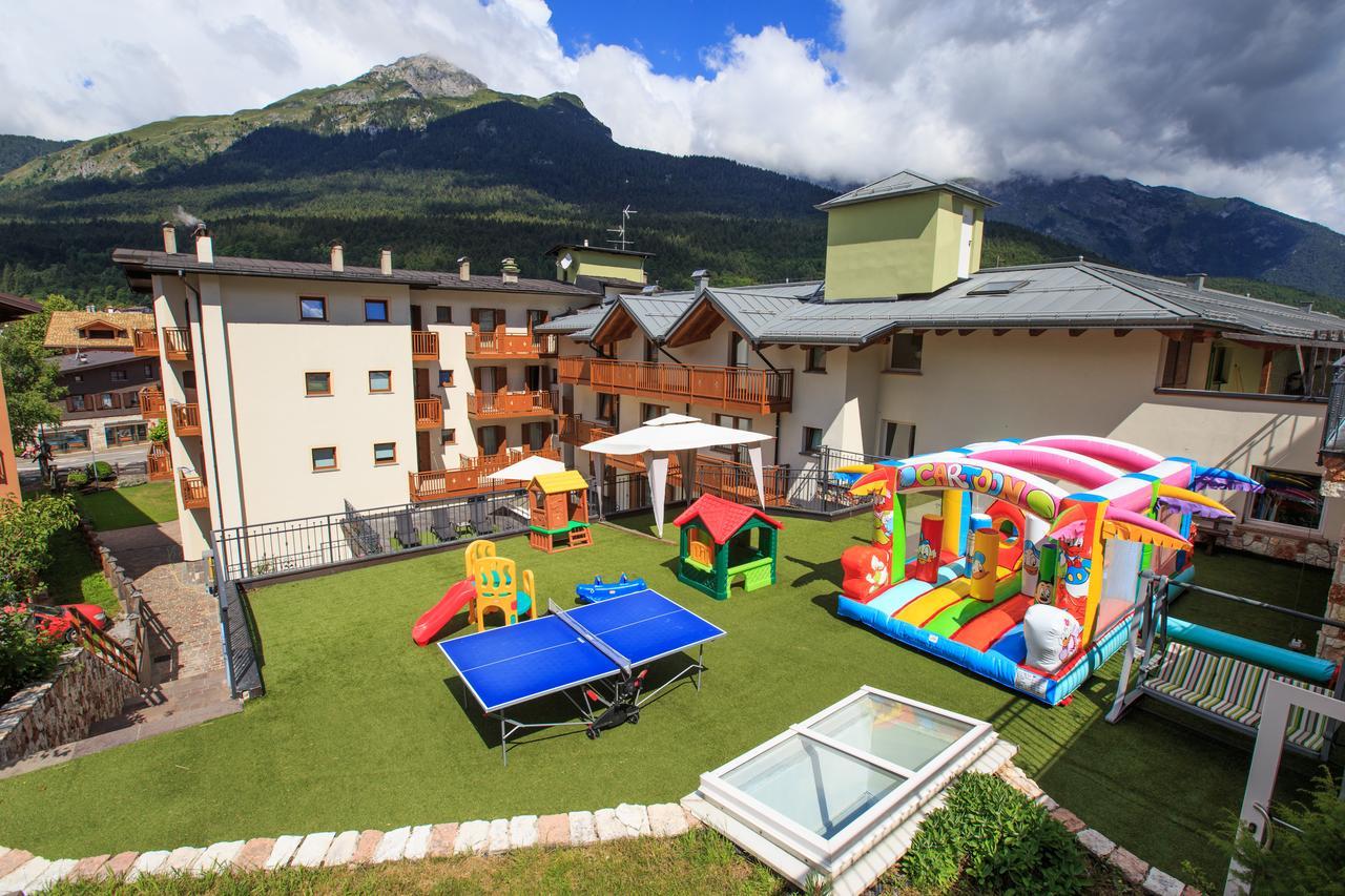 Hotel Majorka Andalo Exterior photo